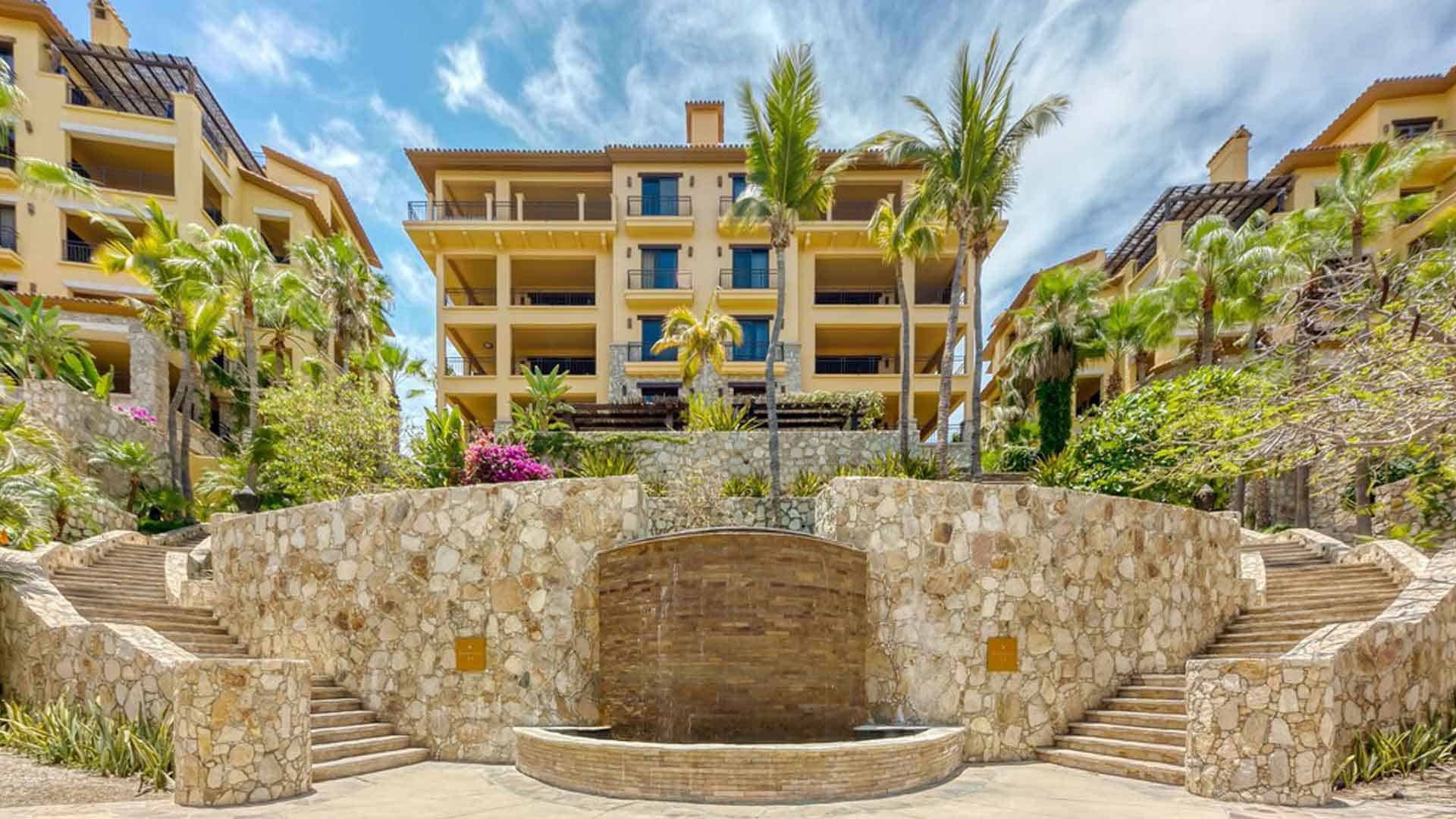 Houses In Cabo Residences for sale