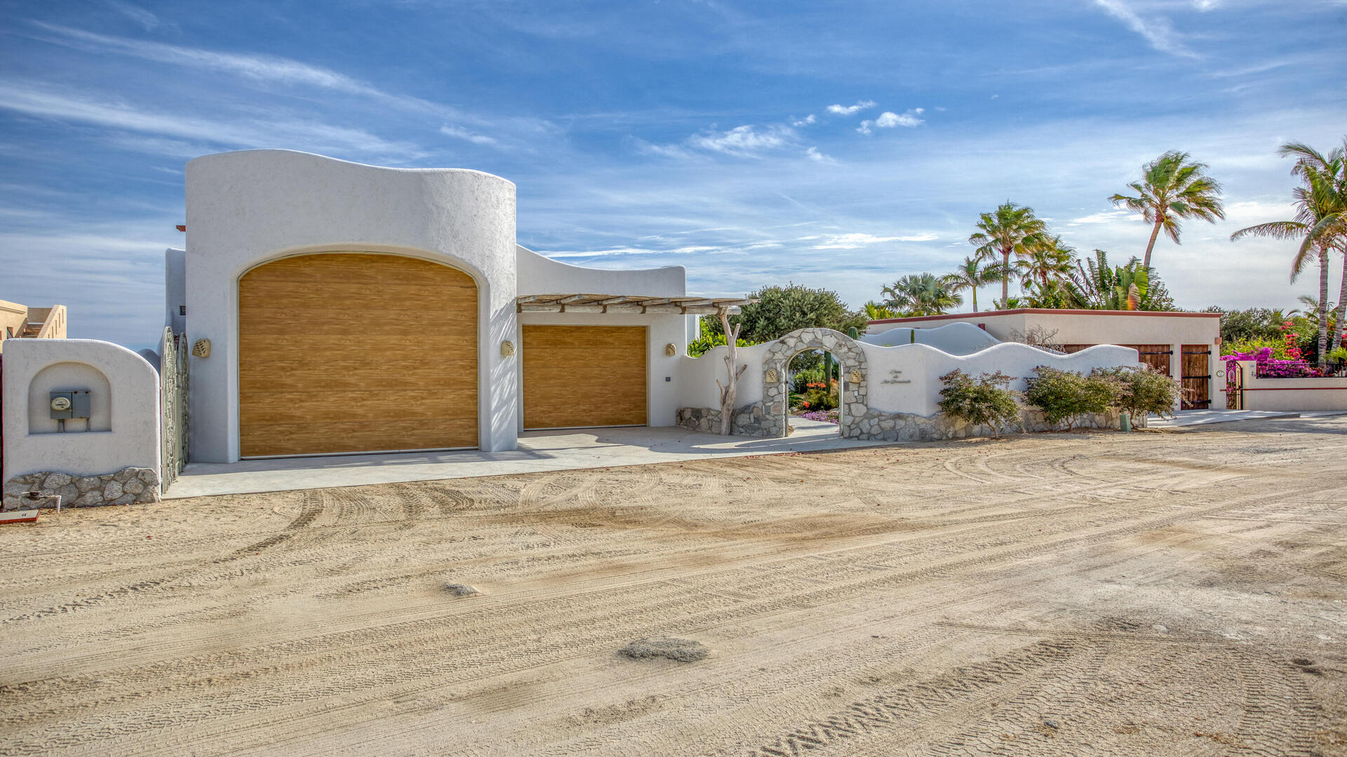 Houses in Cabo Opportunities