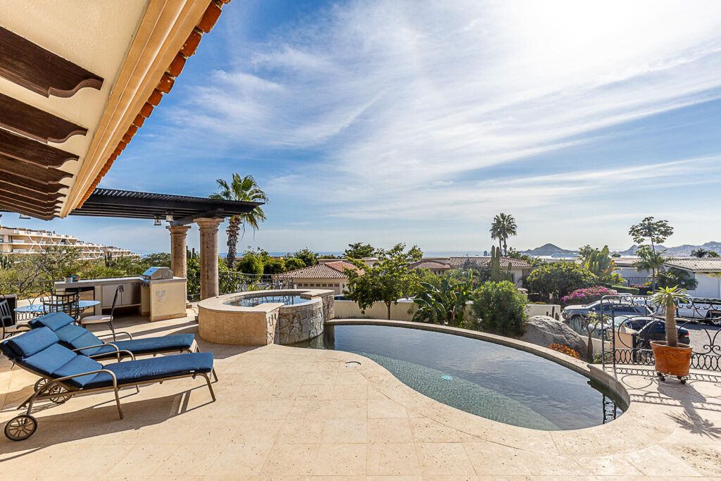 Estate Investment in Cabo Houses