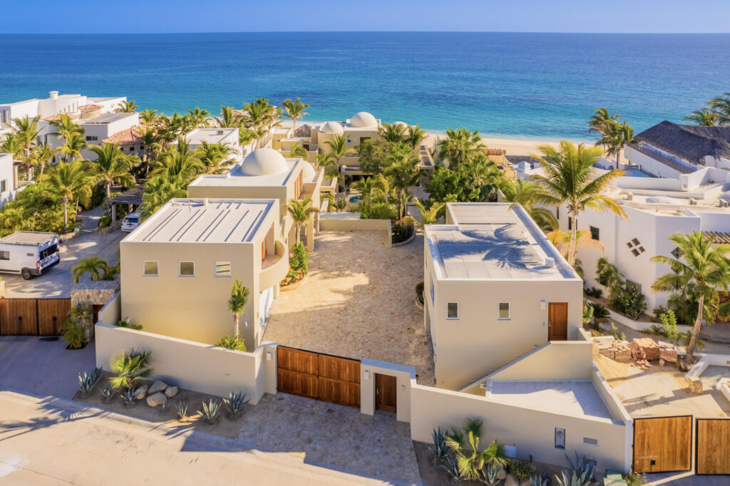 Los Cabos The Canyon Entre Piedras Welcome to The Canyon, San José del Cabo's only fully accessible master-planned community. This enclave of 39 Artigas-designed 4-bedroom homes offers three layout options, central air, four full baths, two-car carport, rooftop terrace with ocean – Beachfront Villa 7, La Laguna, San Jose del Cabo, BS