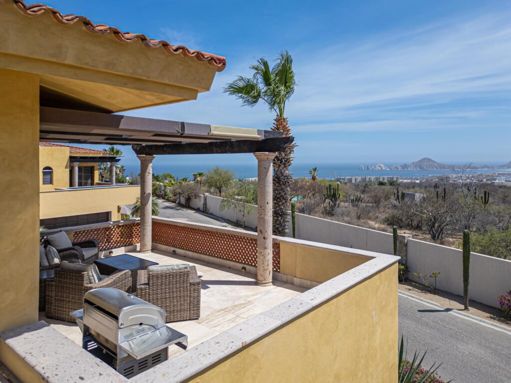 Los Cabos The Canyon Entre Piedras Welcome to The Canyon, San José del Cabo's only fully accessible master-planned community. This enclave of 39 Artigas-designed 4-bedroom homes offers three layout options, central air, four full baths, two-car carport, rooftop terrace with ocean – El Cielito, Pithaya A, Cabo Corridor, Cabo Corridor, BS