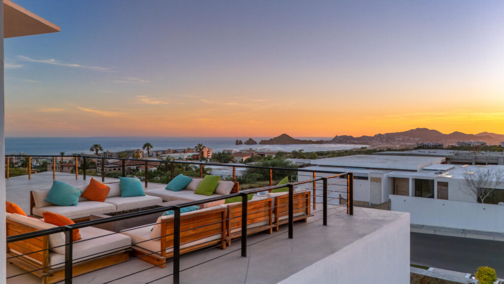 Los Cabos Blue Moon Located in the prestigious gated community of Pedregal, Villa De La Luz offers timeless Mexican Hacienda architecture combined with spacious living and exceptional comfort.This beautifully designed residence features expansive indoor and outdoor areas, ideal for both full-time living and entertaining. Bright interiors flow seamlessly to generous terraces, creating the perfect setting to enjoy Cabo's lifestyle.The home offers 6 en-suite bedrooms, a fully equipped kitchen, and thoughtfully designed living spaces. Outdoor amenities include a private swimming pool, jacuzzi, and BBQ area, providing an ideal environment for relaxation and gatherings.Include a two-car garage, ample storage, and access to Pedregal's exclusive amenities, including 24/7 security, beach and green areas. – Golf Villa 11 Diamante, Pacific, Pacific, BS