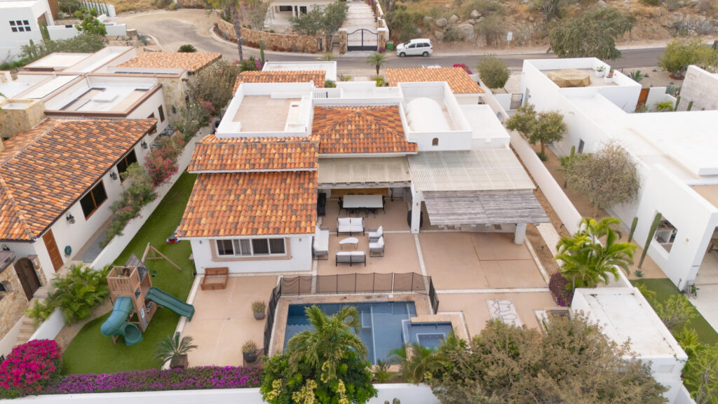 Los Cabos Cresta Del Mar Mediterranean-style Home with a poolside bar and generously proportioned patio with its water features, putting green, pool and spa create a playful inviting atmosphere where friends and family will want to gather. Sunset cocktails atop the rooftop deck with its arch – 119, Cresta del Mar, Cabo Corridor, Cabo Corridor, BS
