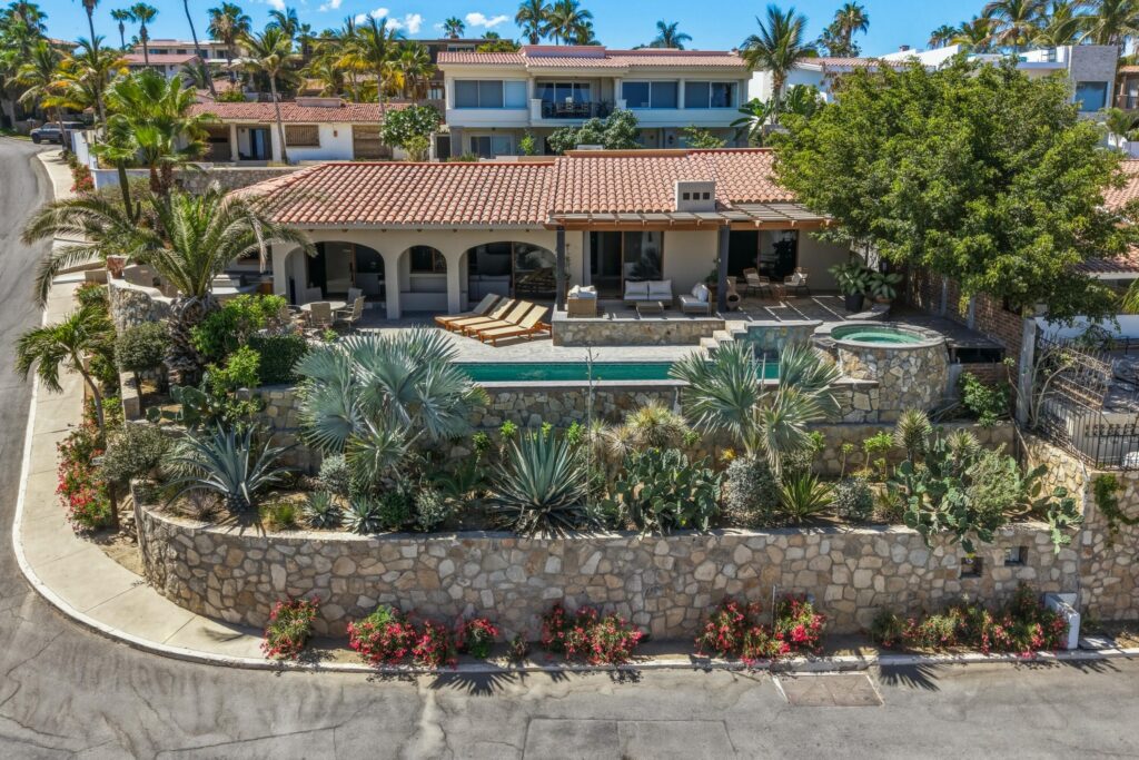 Los Cabos Cresta Del Mar Located on a Cul De sac - A luxurious 4 bed 4 and 2 half bath House with full casita that has a separate entrance and kitchen. Ocean – 68 Valles Campestre, San Jose del Cabo, BS
