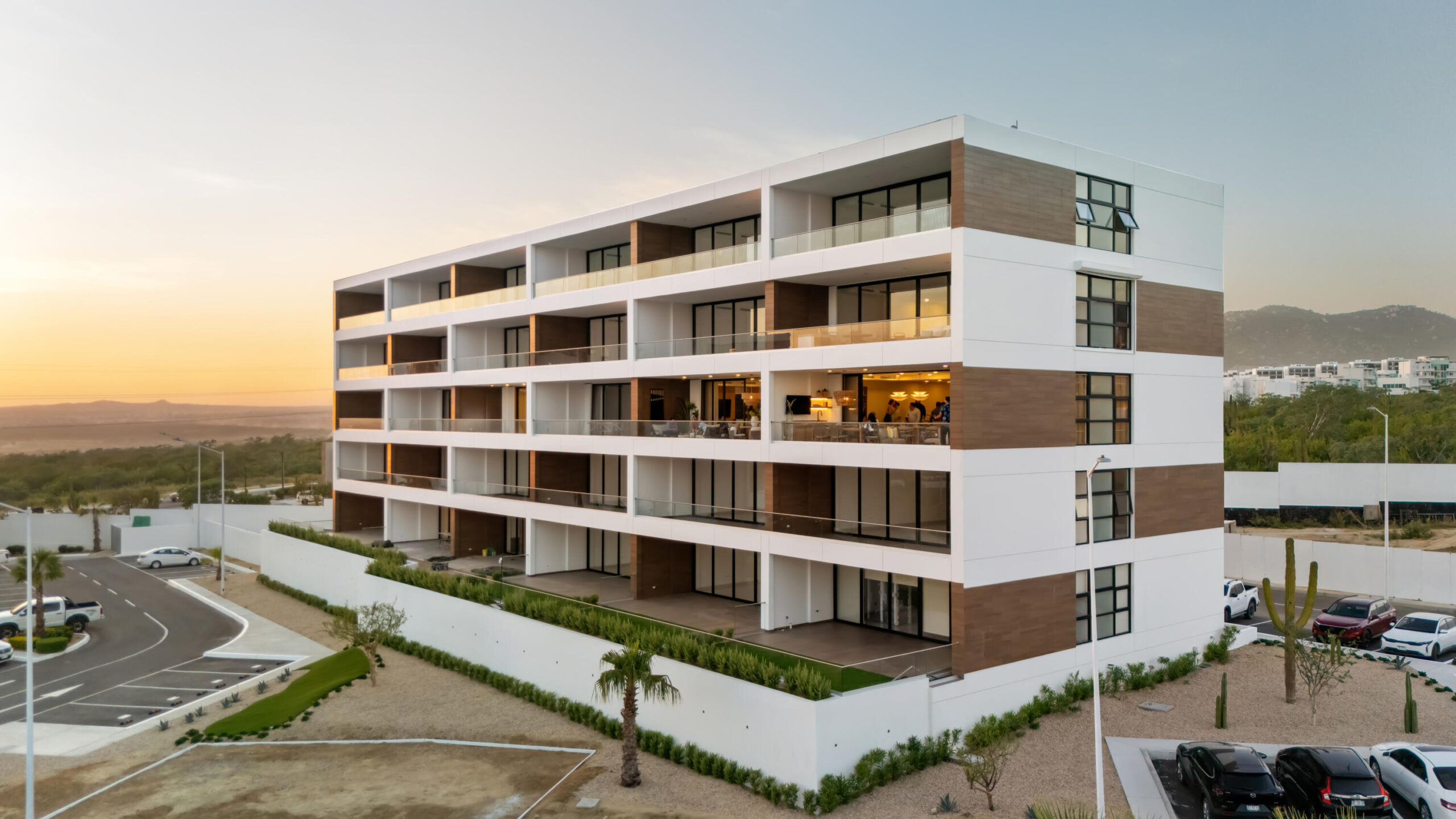 Los Cabos Duara This property has amenities such as: Swimming pool, gym, game room, mini golf, basketball courts, children's play area and a common meeting room.Direct Developer Financing in US Dollars: Term: Up to 60 months. Fixed annual interest rate: 8% or 18 months interest-free.Simple and fast process. – Duara Agara Tower, Cabo Corridor, Cabo Corridor, BS