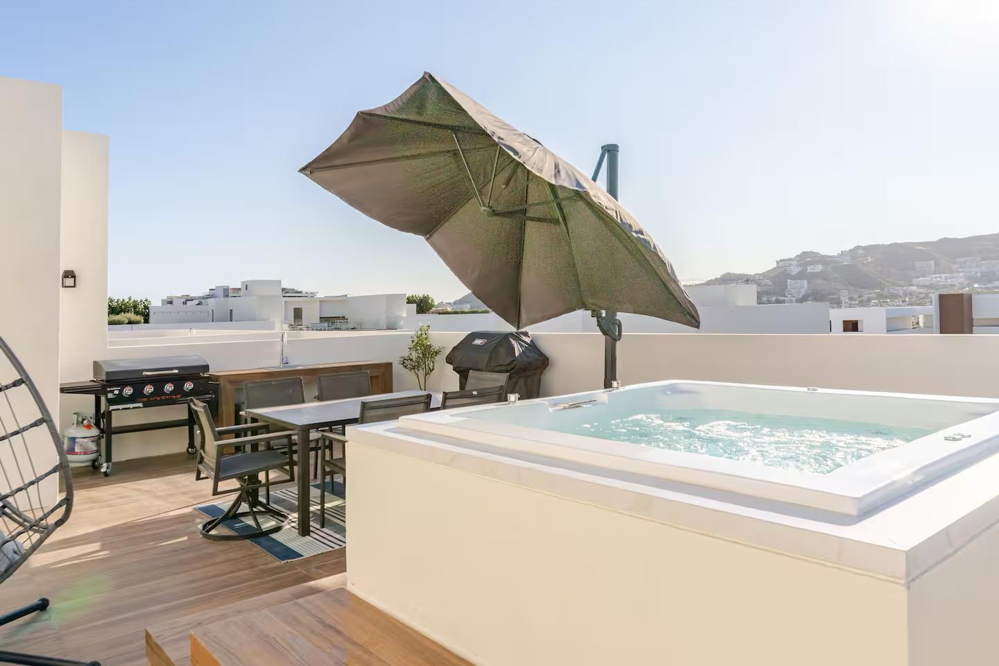 Los Cabos Marea Los Cabos PENTHOUSE with private rooftop and spa jacuzzi to enjoy the evening sunsets. 2 bedroom, 2 bath, fully furnished condo in the heart of downtown Cabo San Lucas. Famous, Medano beach is just a few blocks away and all convinces are at your doorstep. Marea condos has its own gym, pool, picnic area, fire pit and 24 hr security. Everything you need is here in this modern and turn key condo. for sale